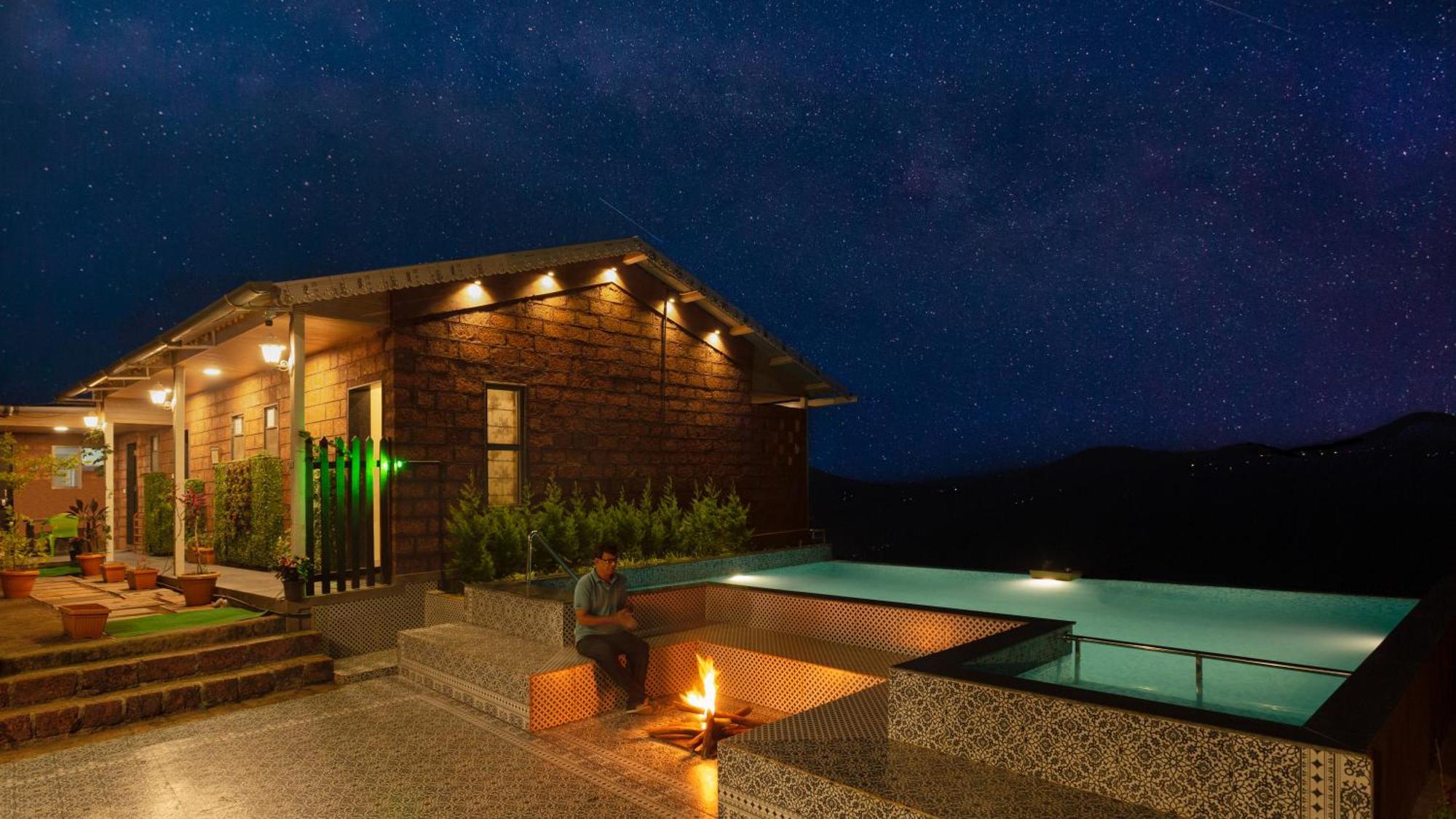 Skai Villa By Hill Staytion Panchgani Eksteriør billede
