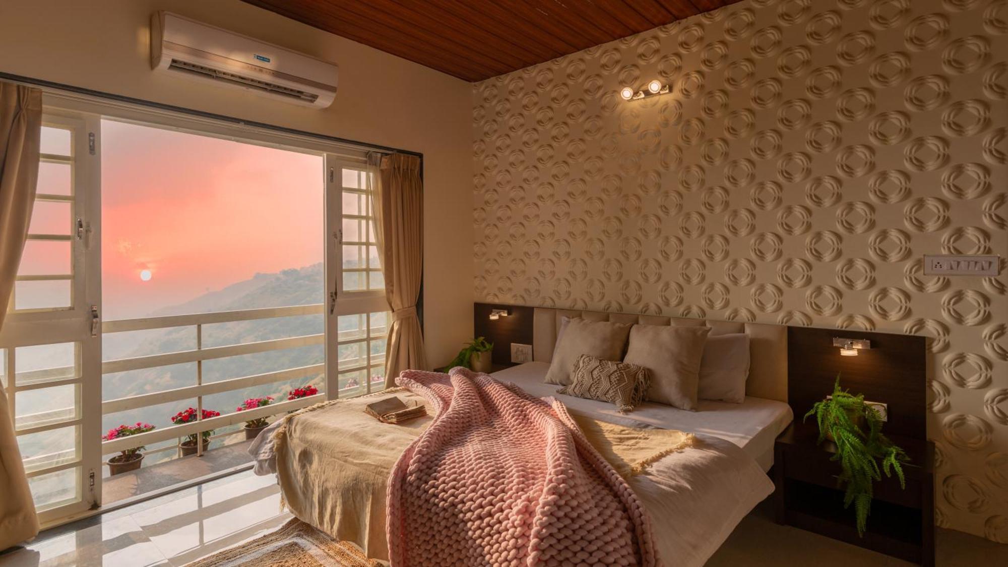 Skai Villa By Hill Staytion Panchgani Eksteriør billede